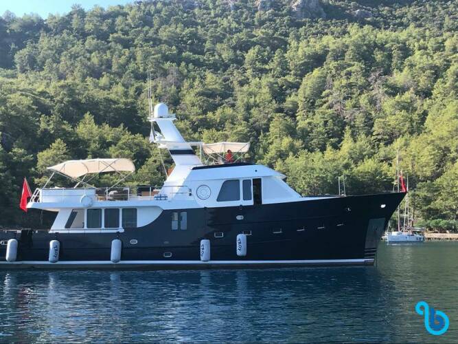 Trawler 77 | Troy Explorer